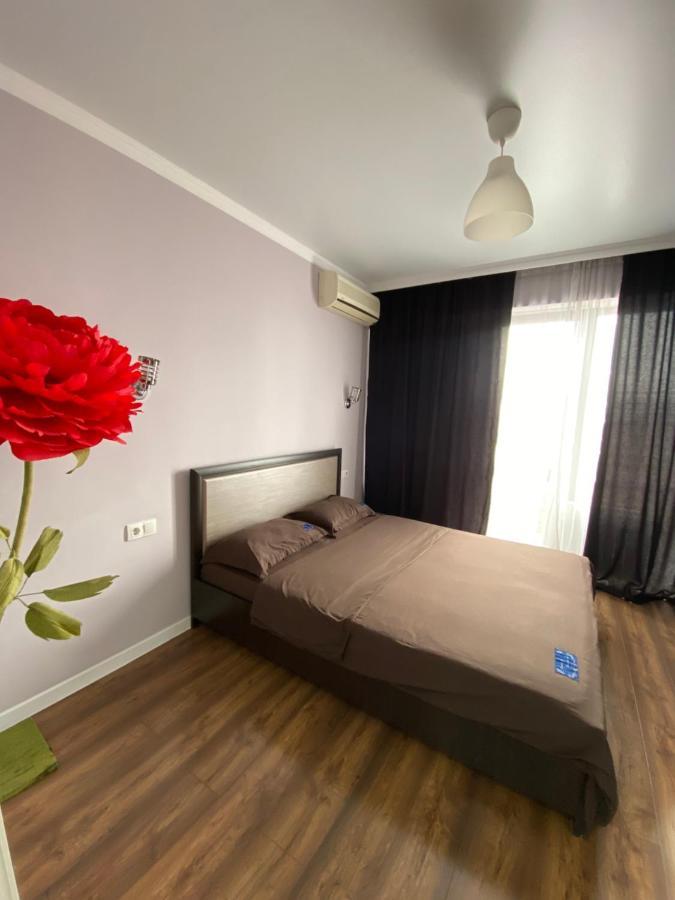 Квартира В Центре Алматы Dış mekan fotoğraf